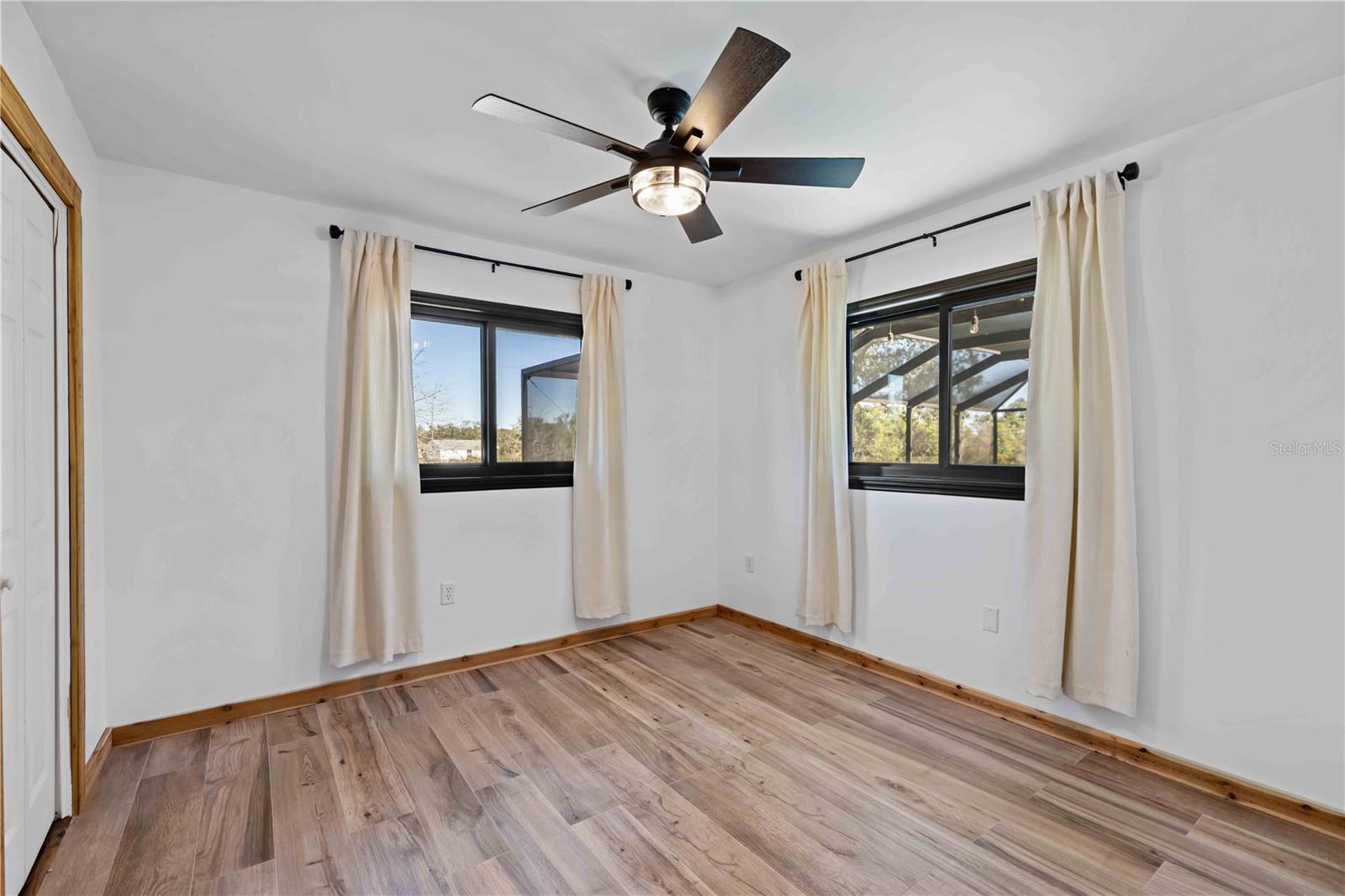 MAGNOLIA HILL - Residential