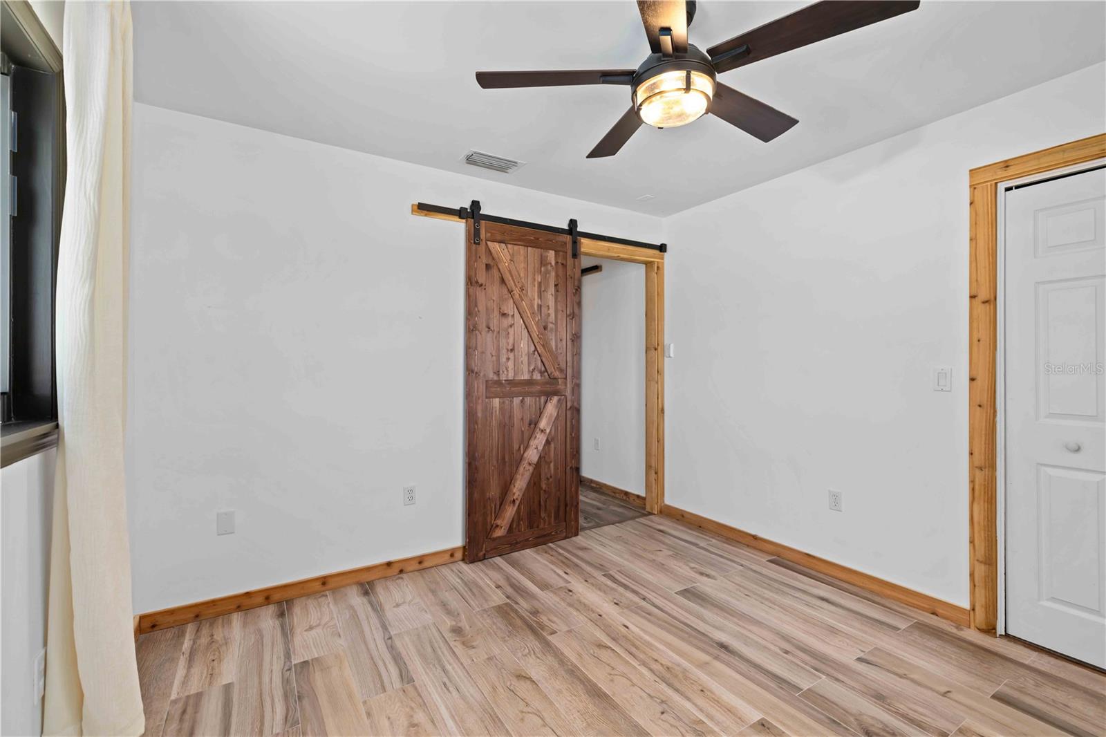 MAGNOLIA HILL - Residential