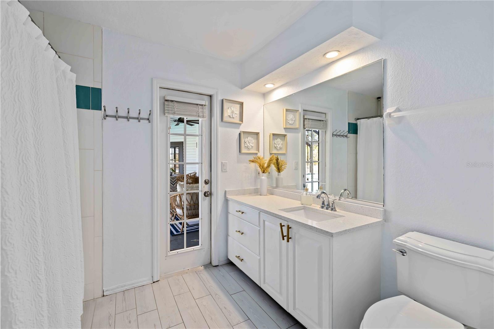 MAGNOLIA HILL - Residential