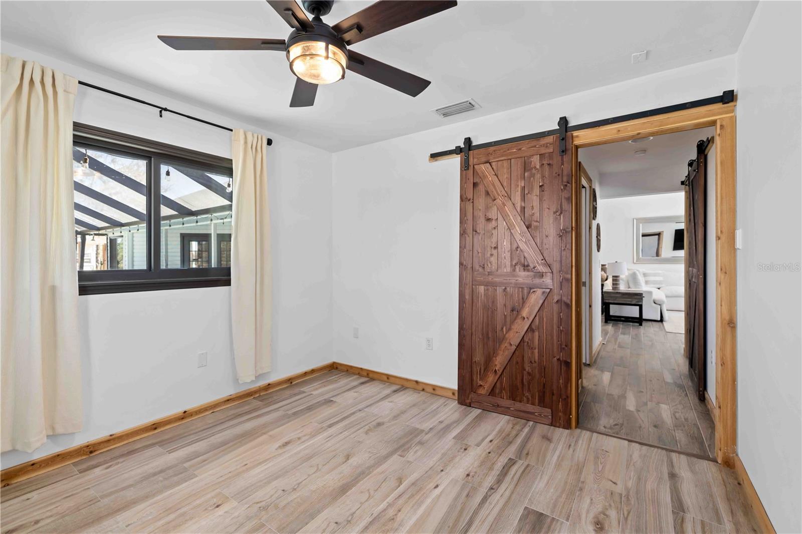 MAGNOLIA HILL - Residential