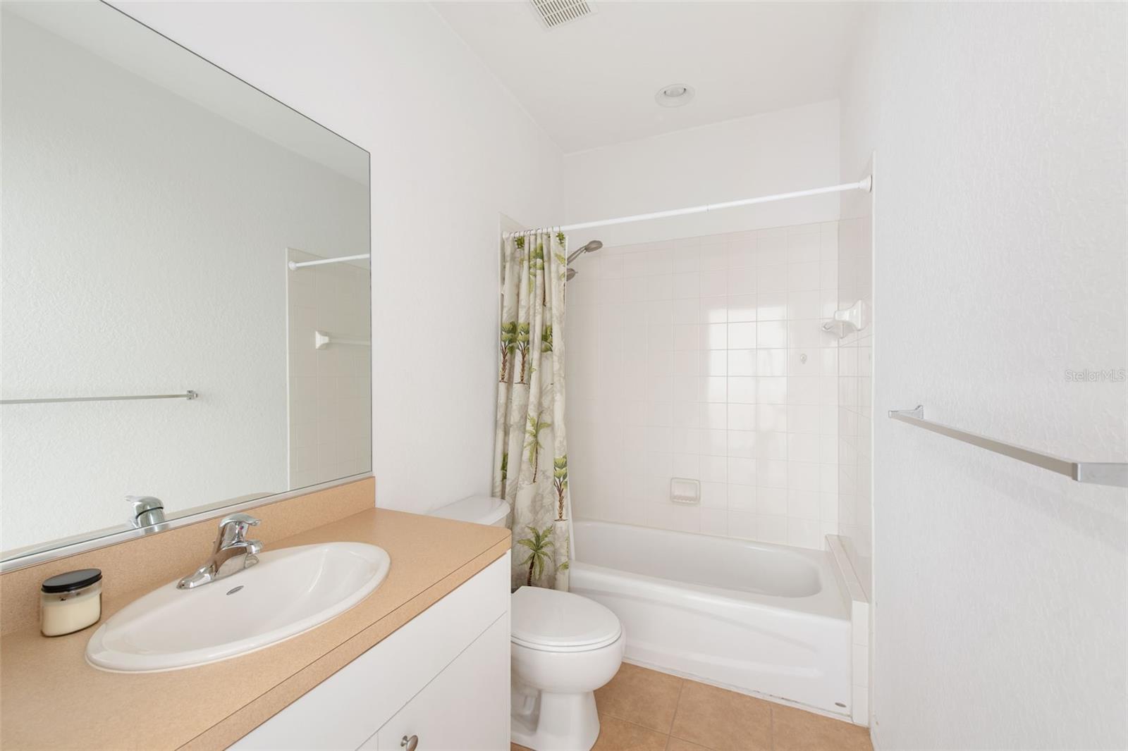 TOWNHOMES AT CAPE HAZE PH2 BLDG6 - Residential