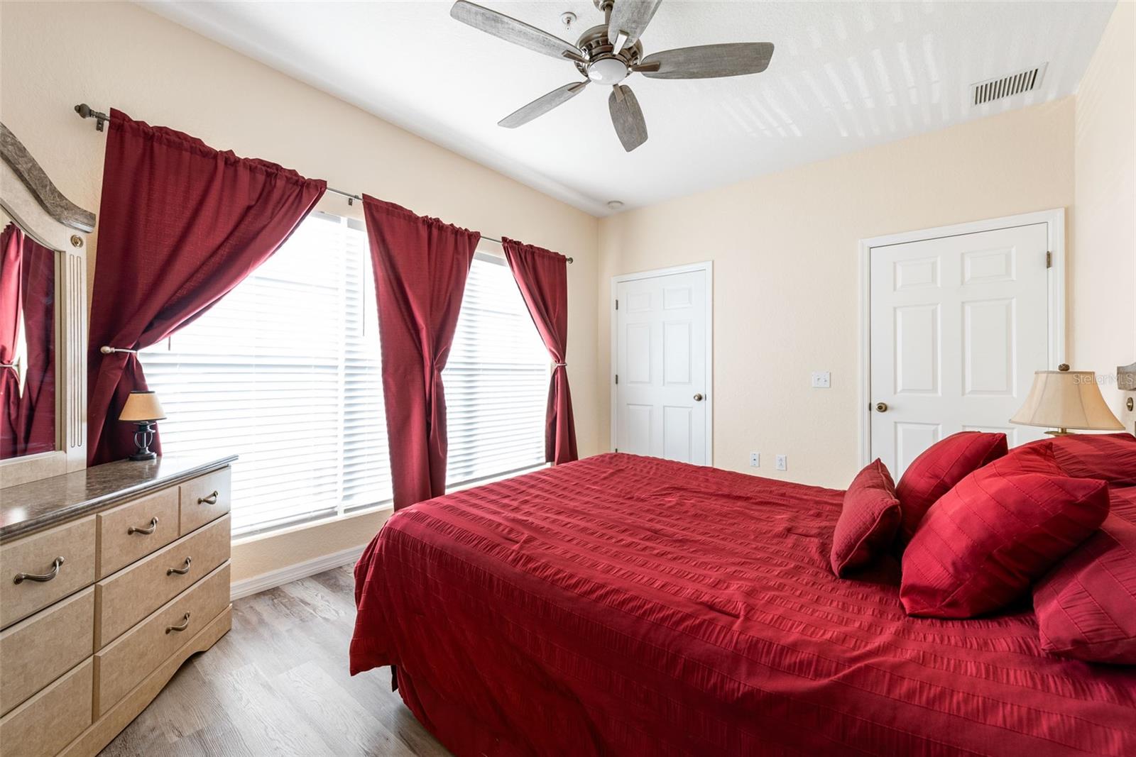 TOWNHOMES AT CAPE HAZE PH2 BLDG6 - Residential