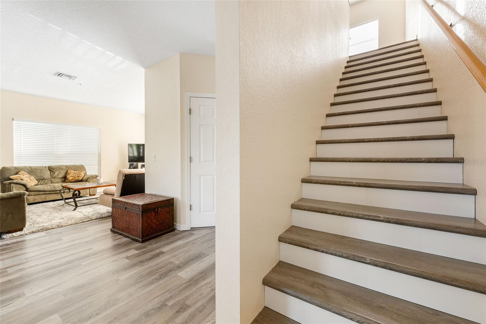 TOWNHOMES AT CAPE HAZE PH2 BLDG6 - Residential