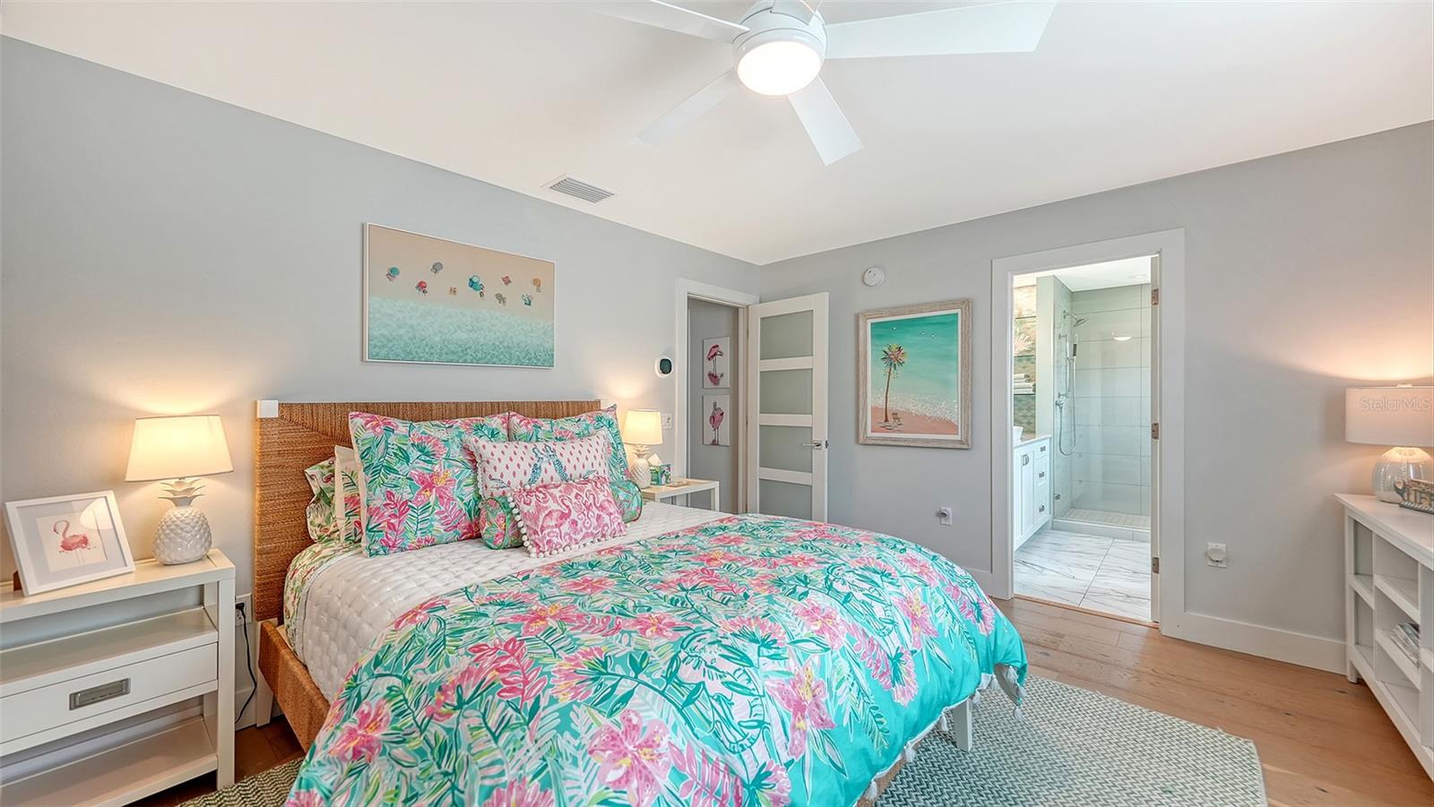 BAY ISLES - Residential