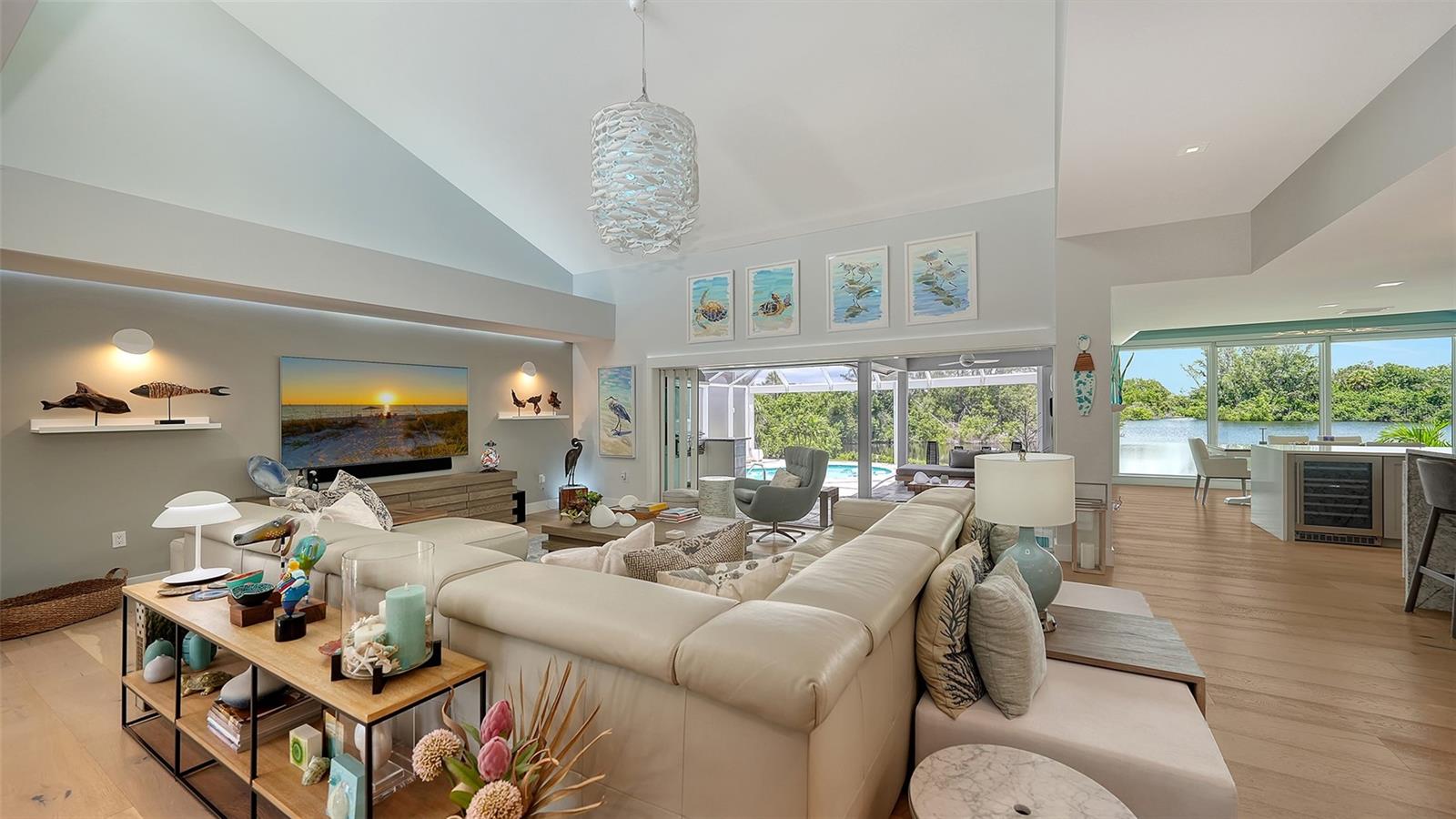 BAY ISLES - Residential