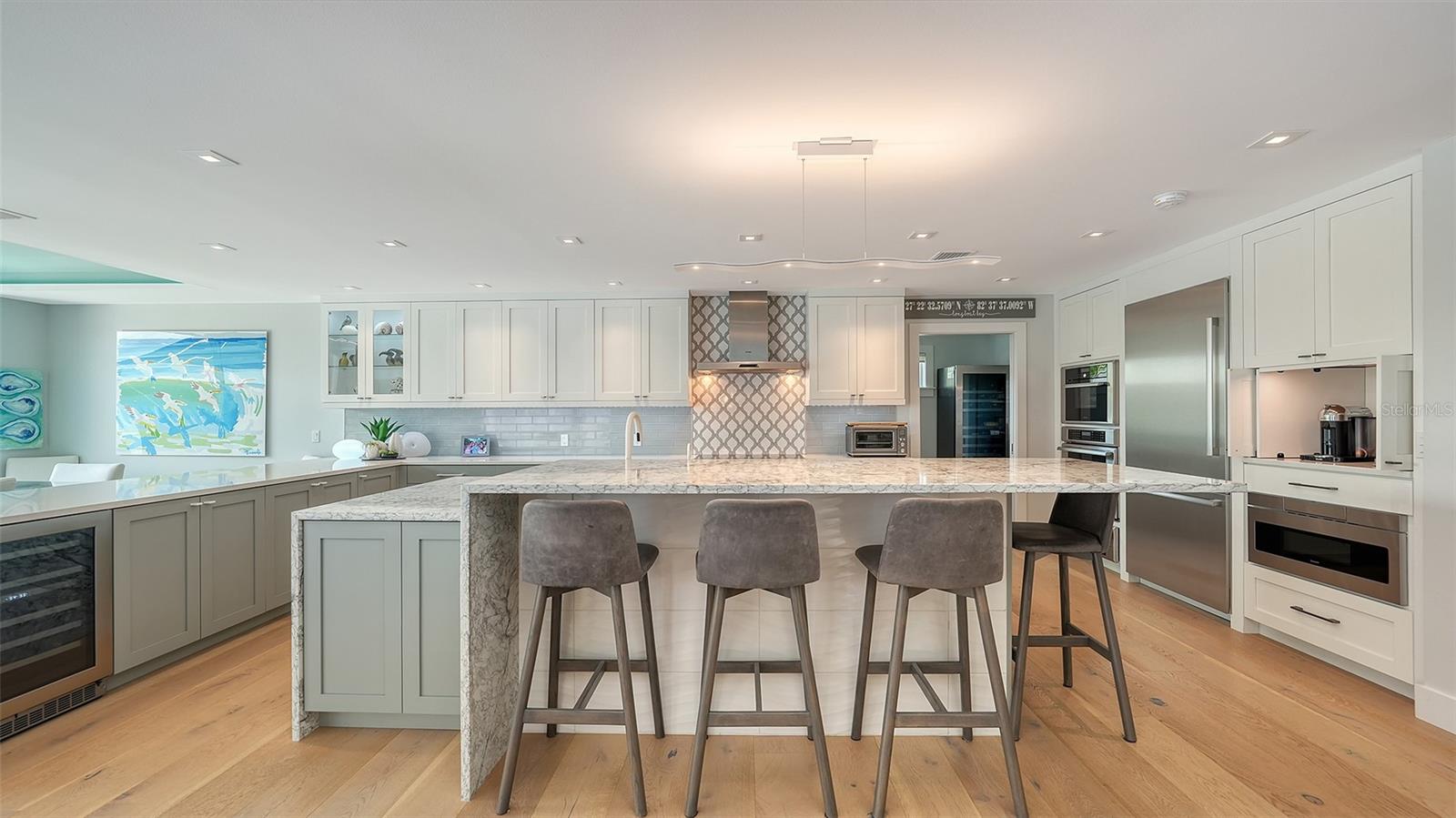 BAY ISLES - Residential