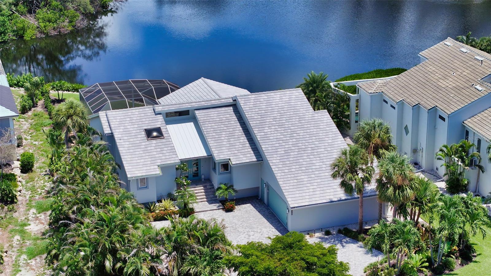 BAY ISLES - Residential