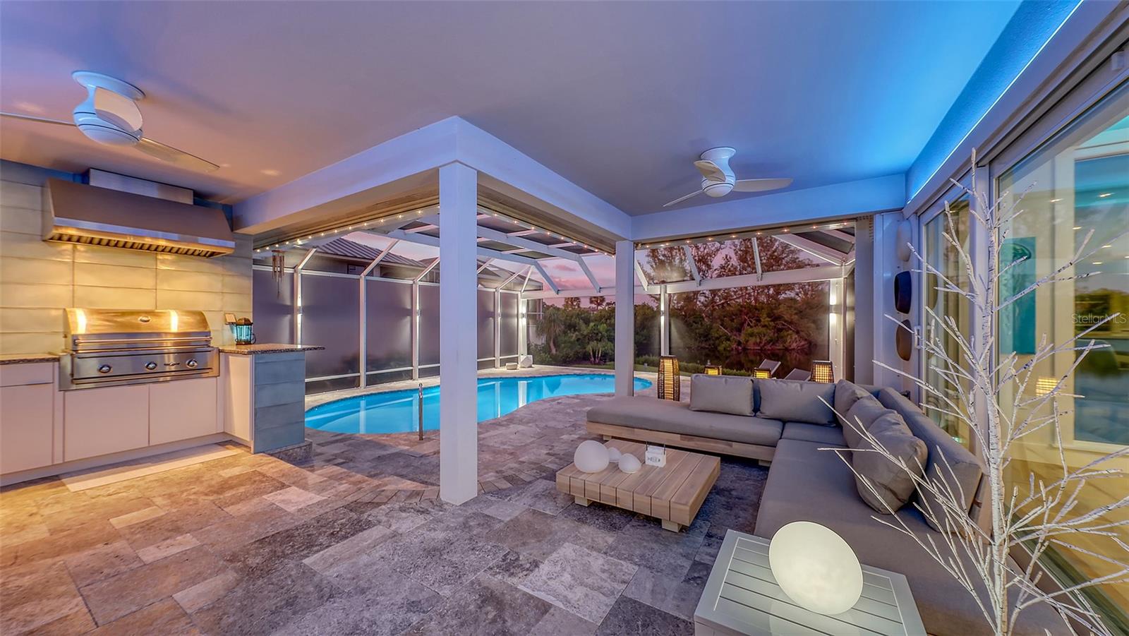 BAY ISLES - Residential