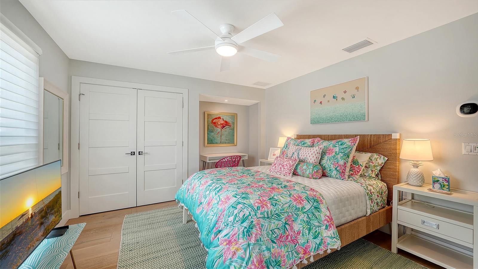 BAY ISLES - Residential