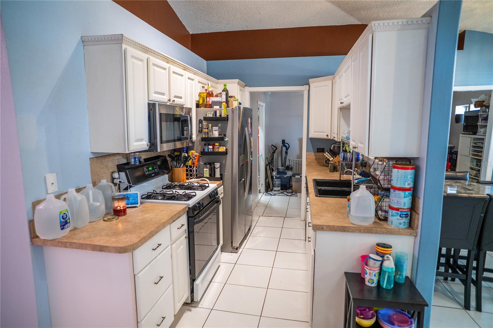 PINE RIDGE HOLLOW - Residential