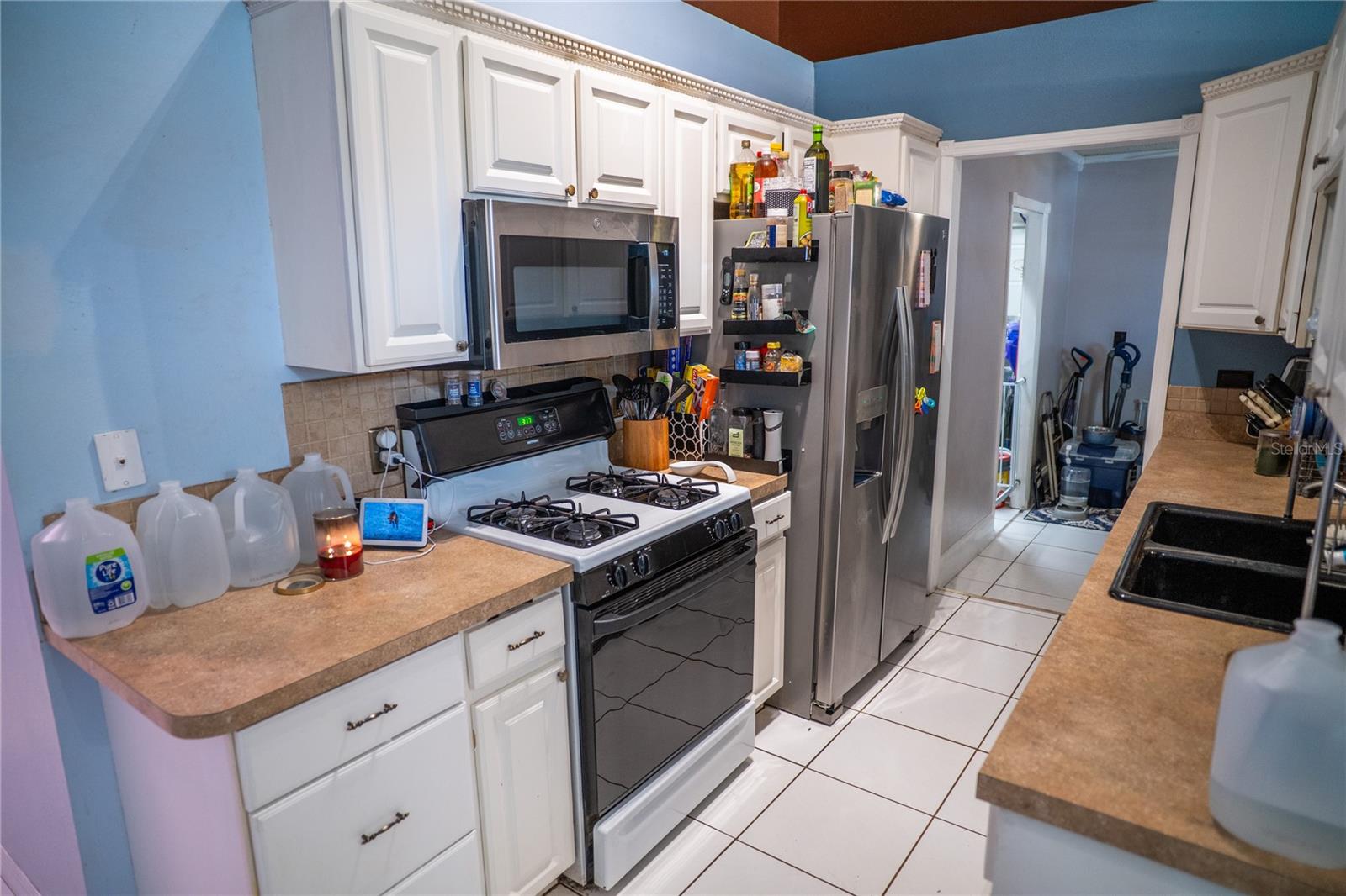 PINE RIDGE HOLLOW - Residential