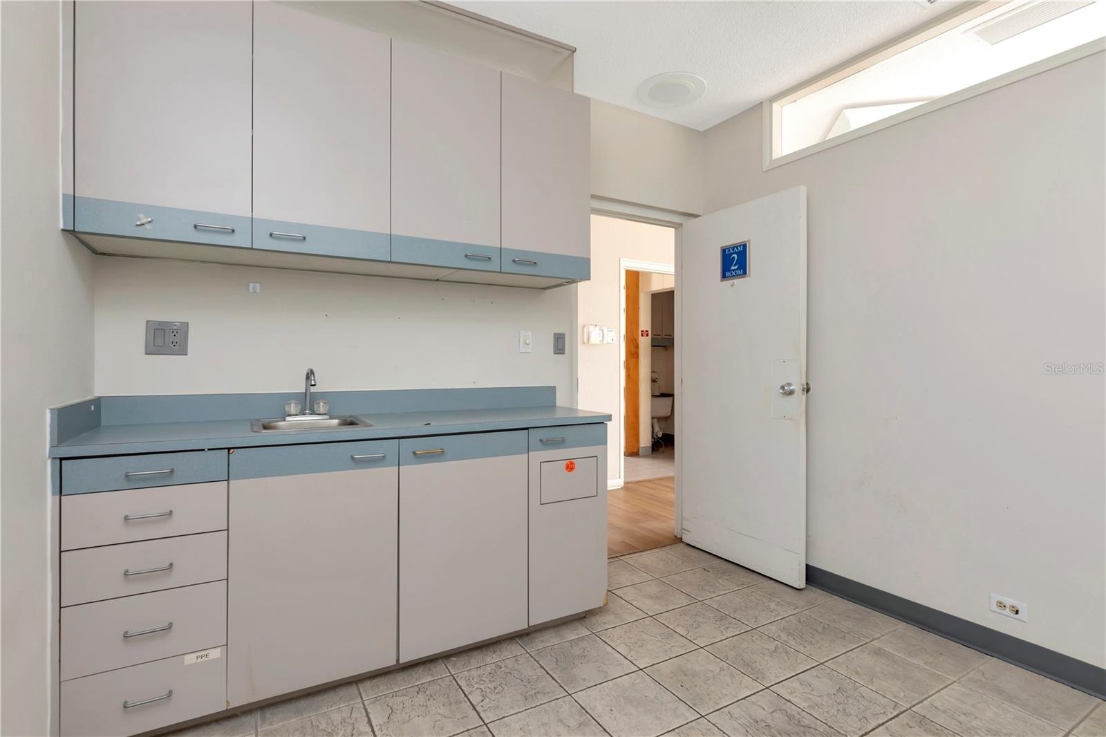 MILTON PARK - Commercial Sale