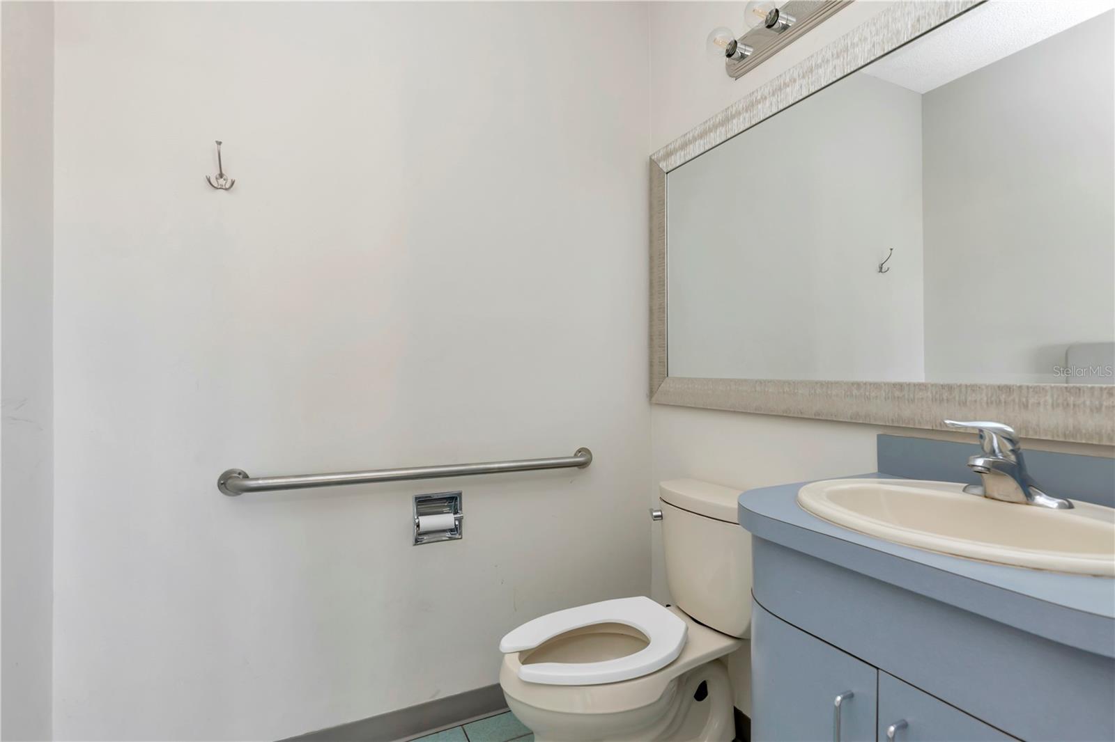 MILTON PARK - Commercial Sale