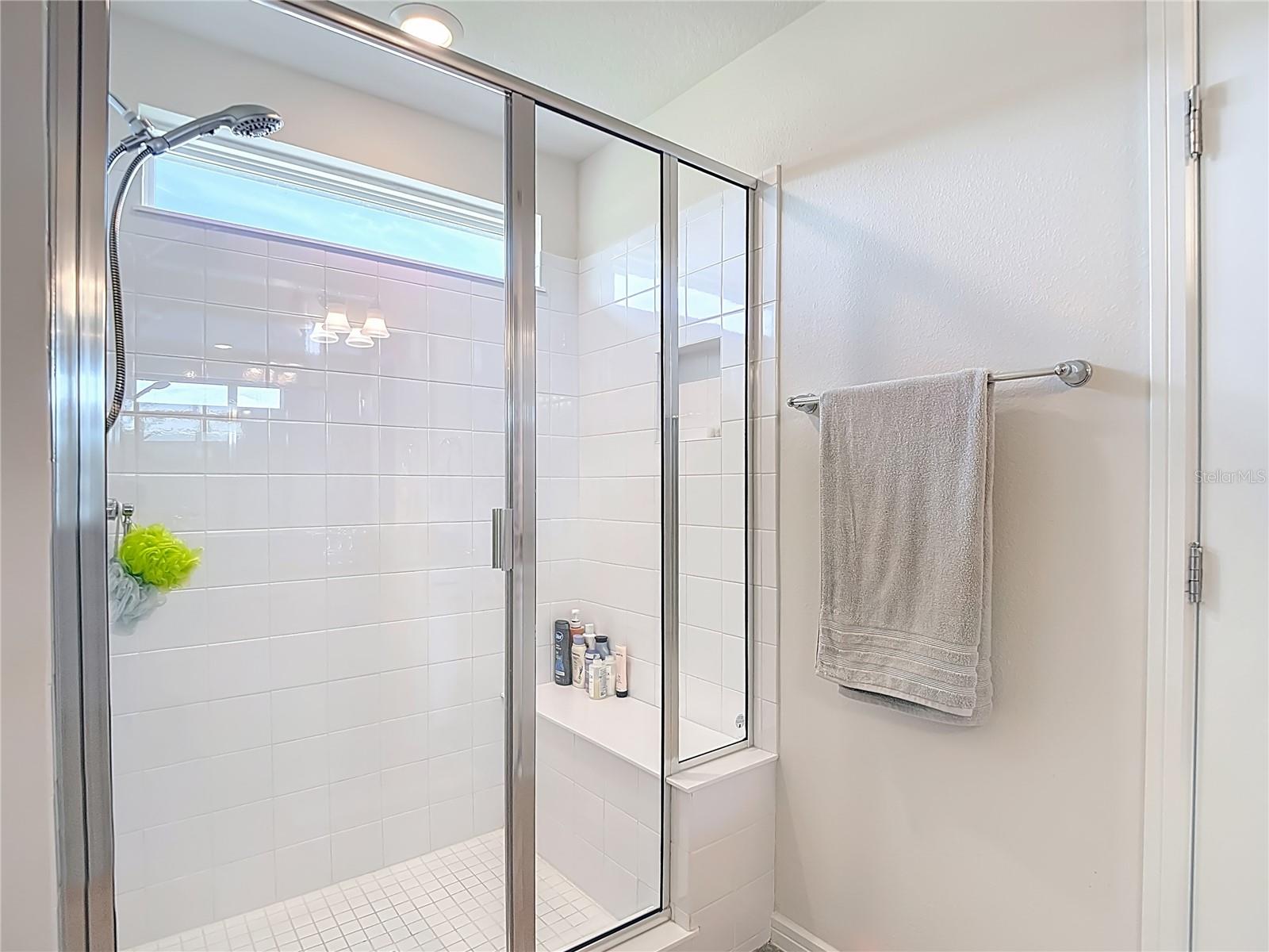 OAKS OF PASCO - Residential