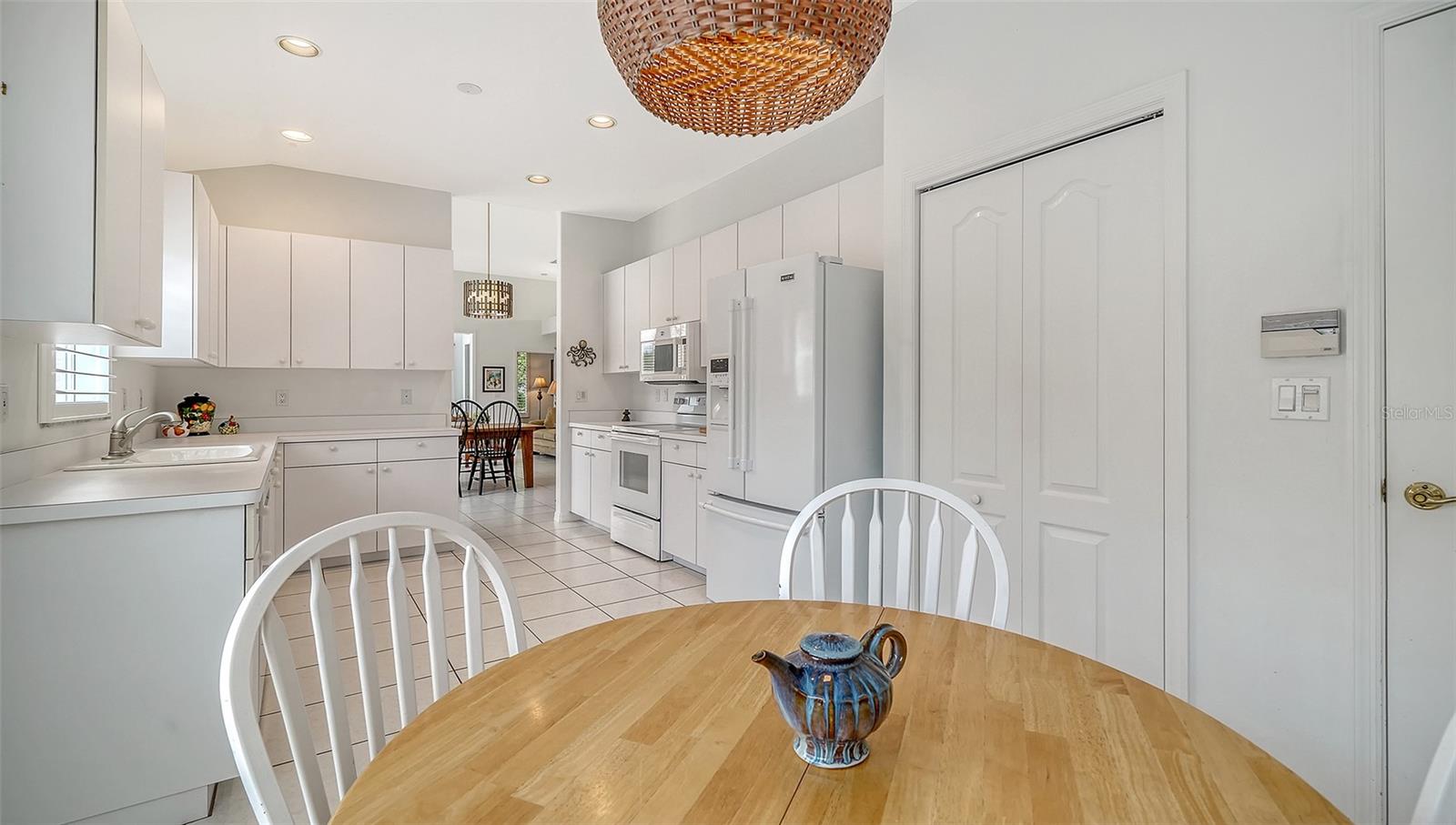 MIRA LAGO AT PALMER RANCH PH 2 - Residential