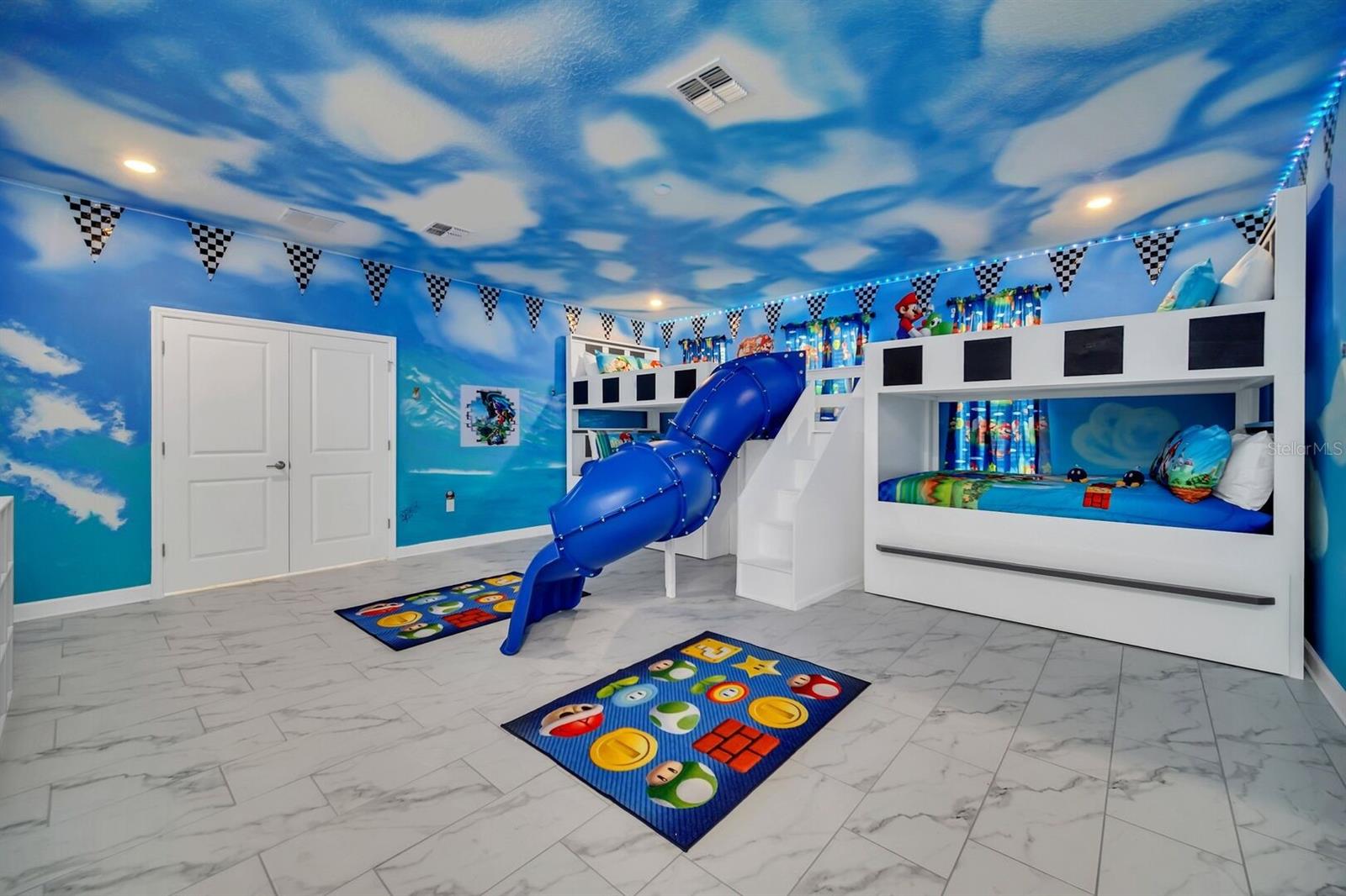 COVE AT STOREY LAKE III - Residential