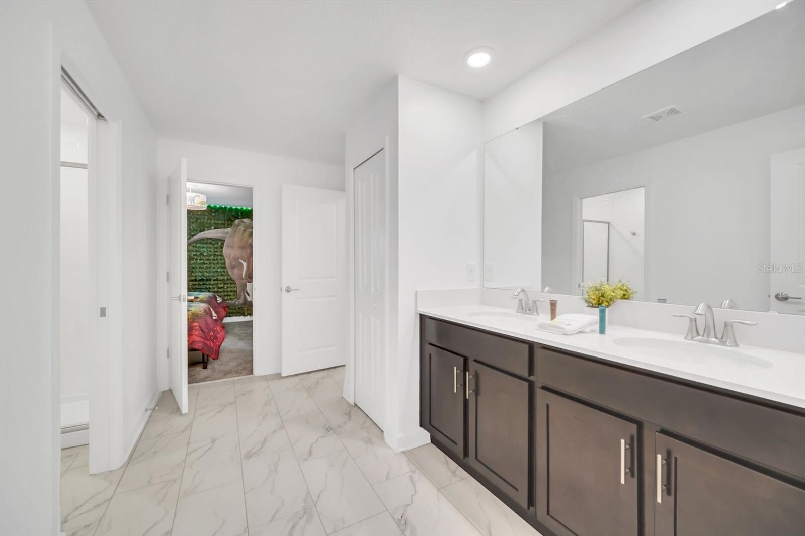 COVE AT STOREY LAKE III - Residential