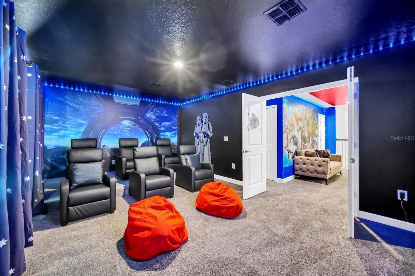 COVE AT STOREY LAKE III - Residential