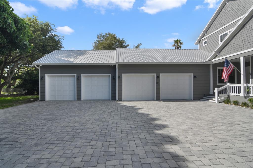 COLIN PARK - Residential