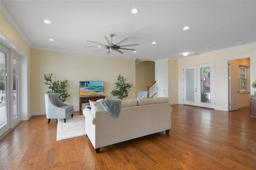 COLIN PARK - Residential