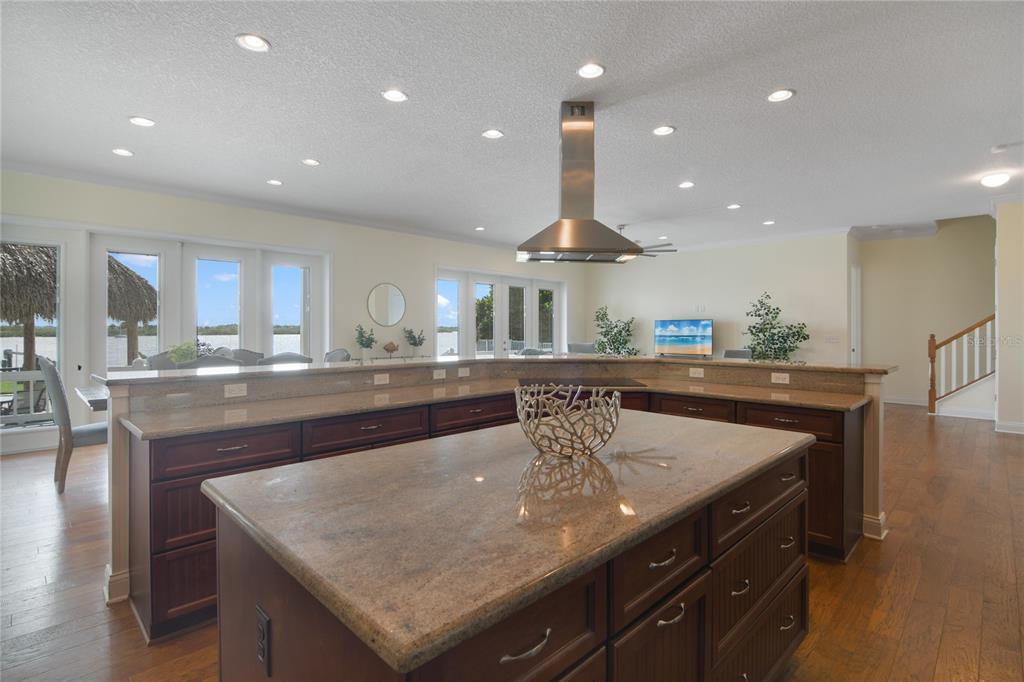 COLIN PARK - Residential