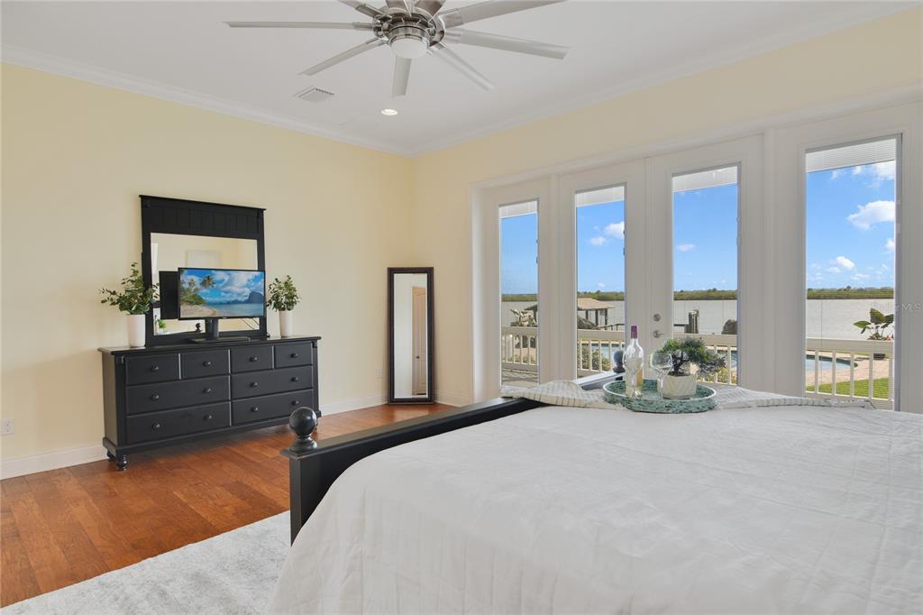 COLIN PARK - Residential