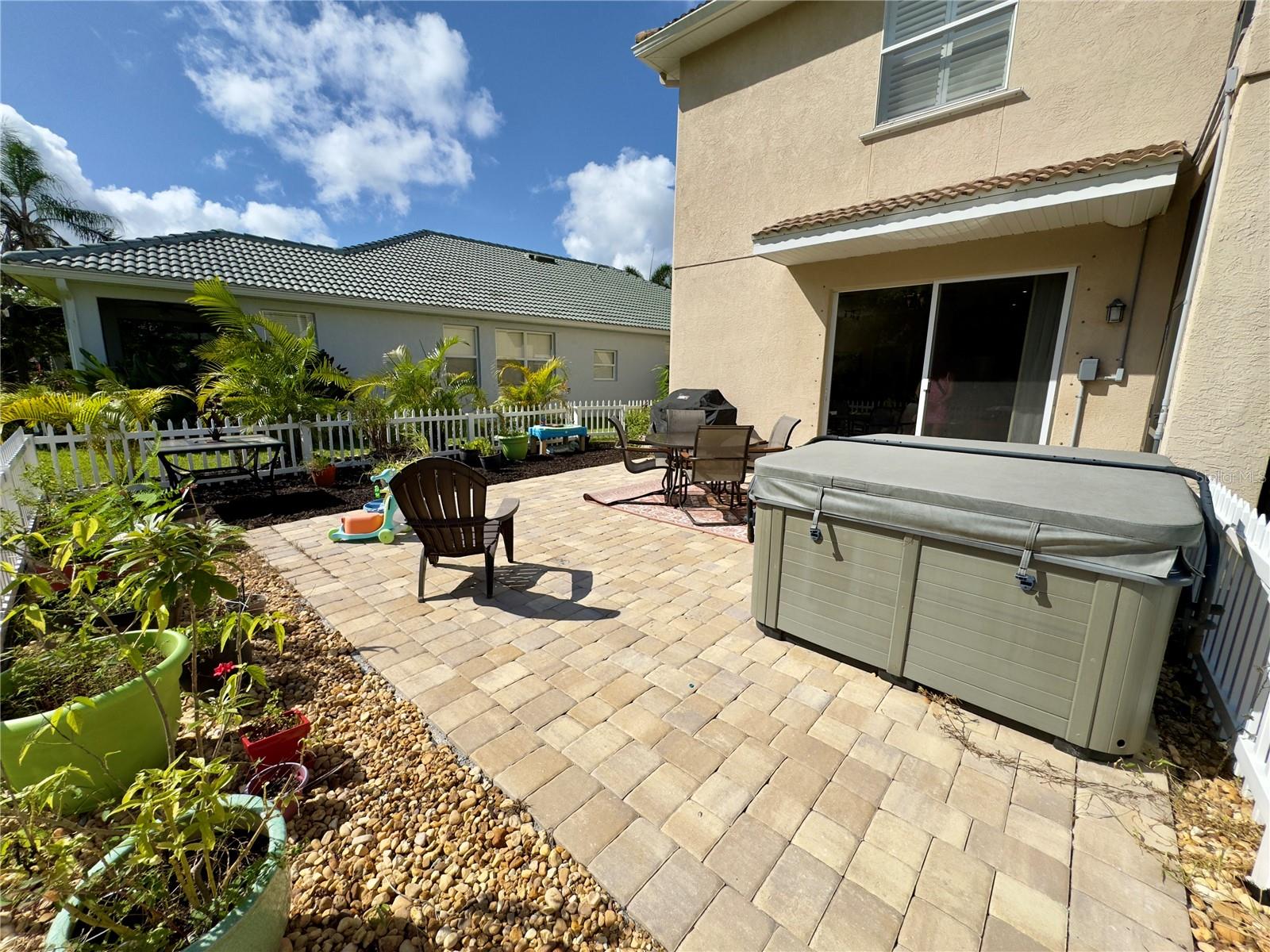 STONEYBROOK AT VENICE - Residential