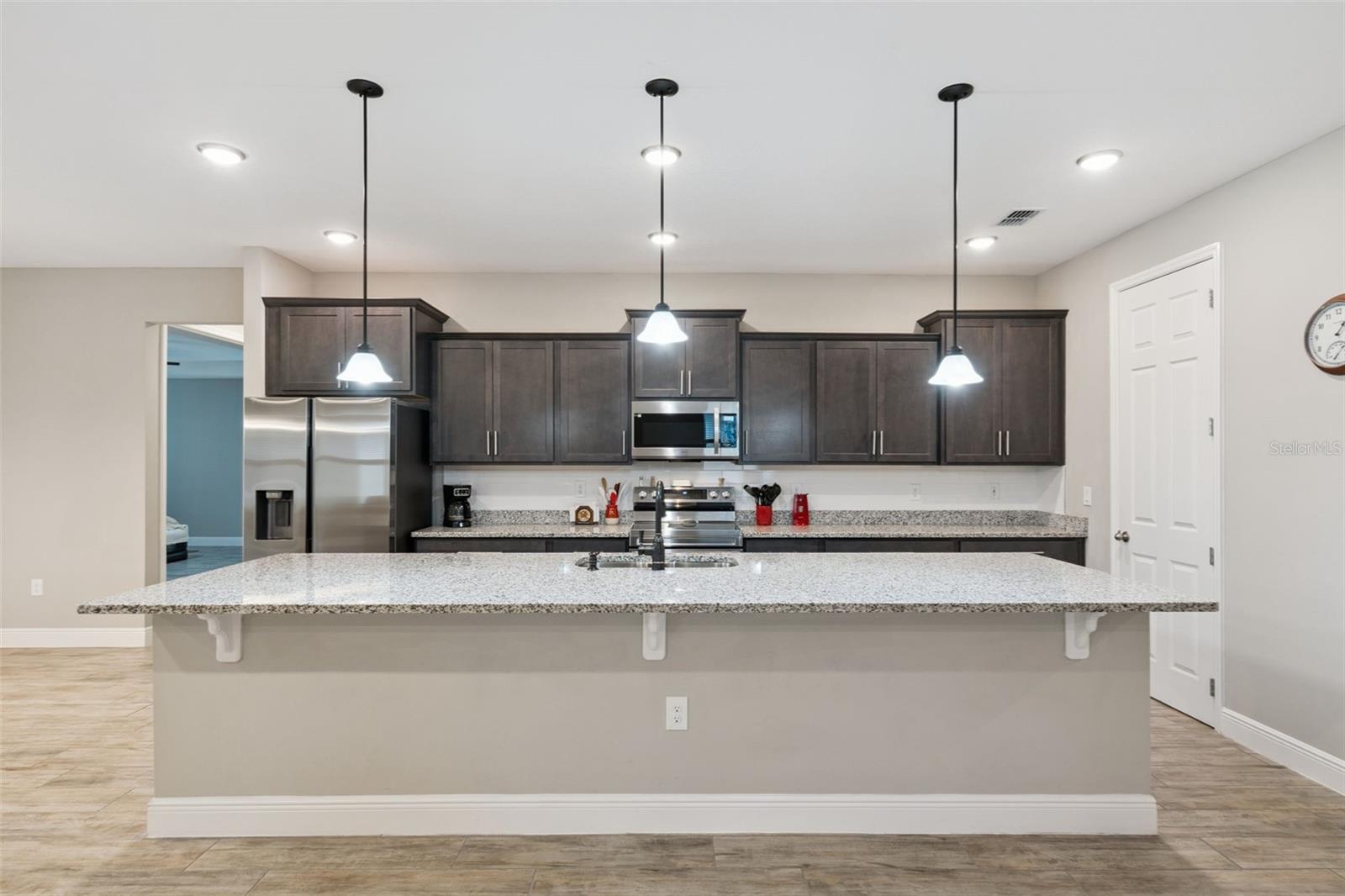 LEESBURG MAJESTIC OAKS SHORES - Residential