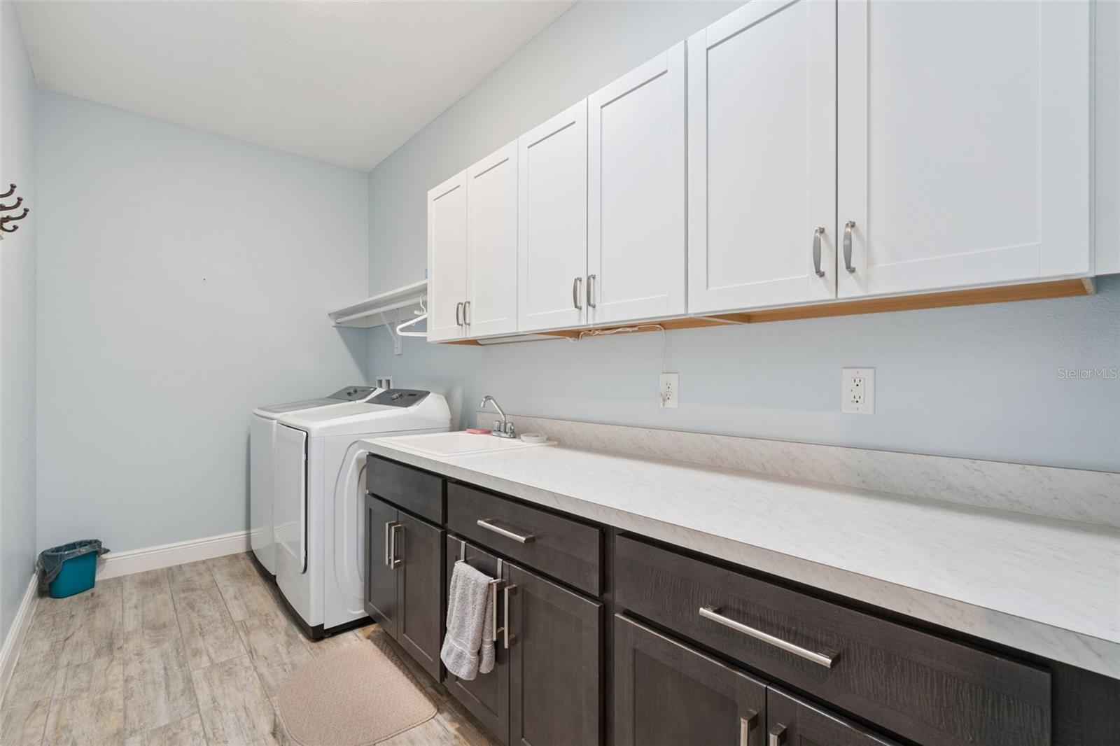 LEESBURG MAJESTIC OAKS SHORES - Residential