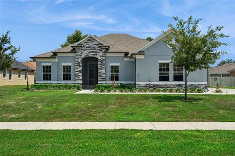 Photo of 714 Oaks Shores Road, Leesburg, FL 34748 (MLS # G5111040)