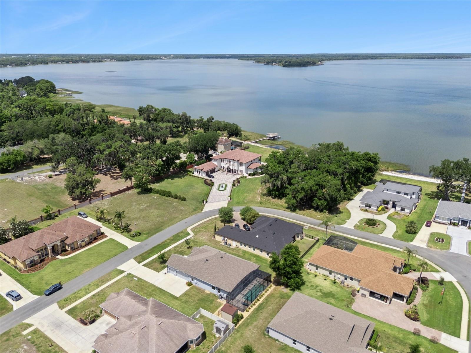 LEESBURG MAJESTIC OAKS SHORES - Residential