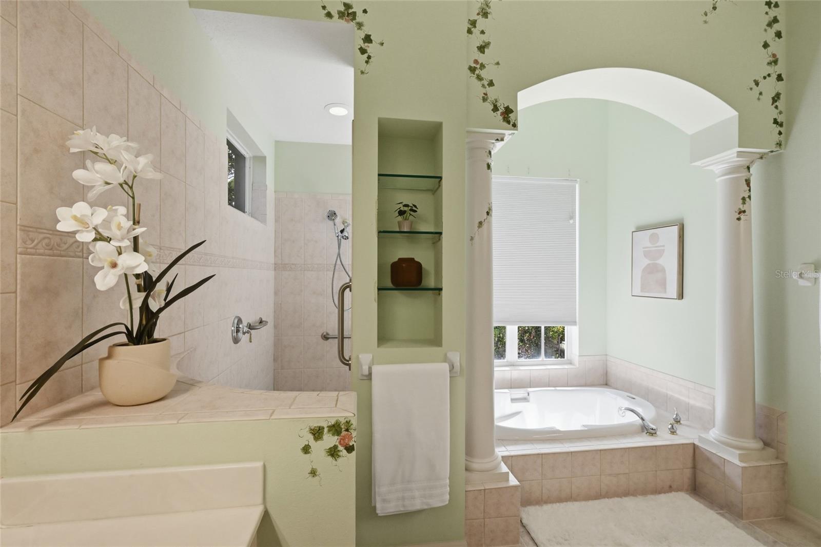 LAKEWOOD RANCH COUNTRY CLUB - Residential