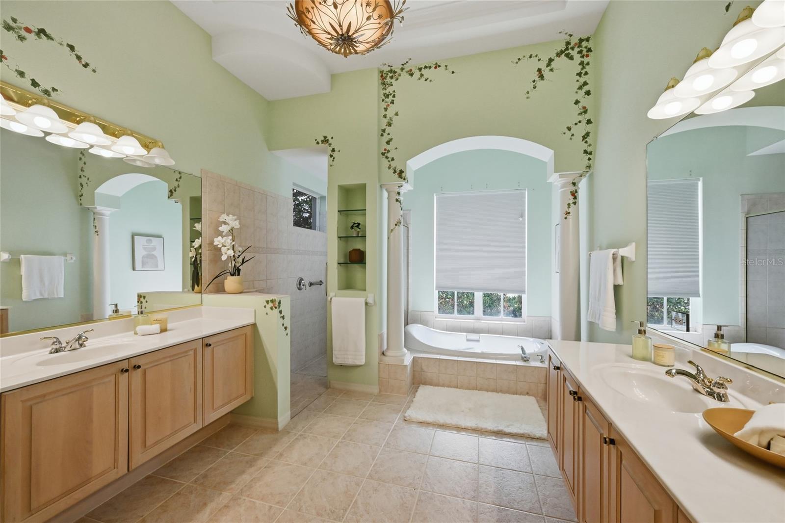 LAKEWOOD RANCH COUNTRY CLUB - Residential