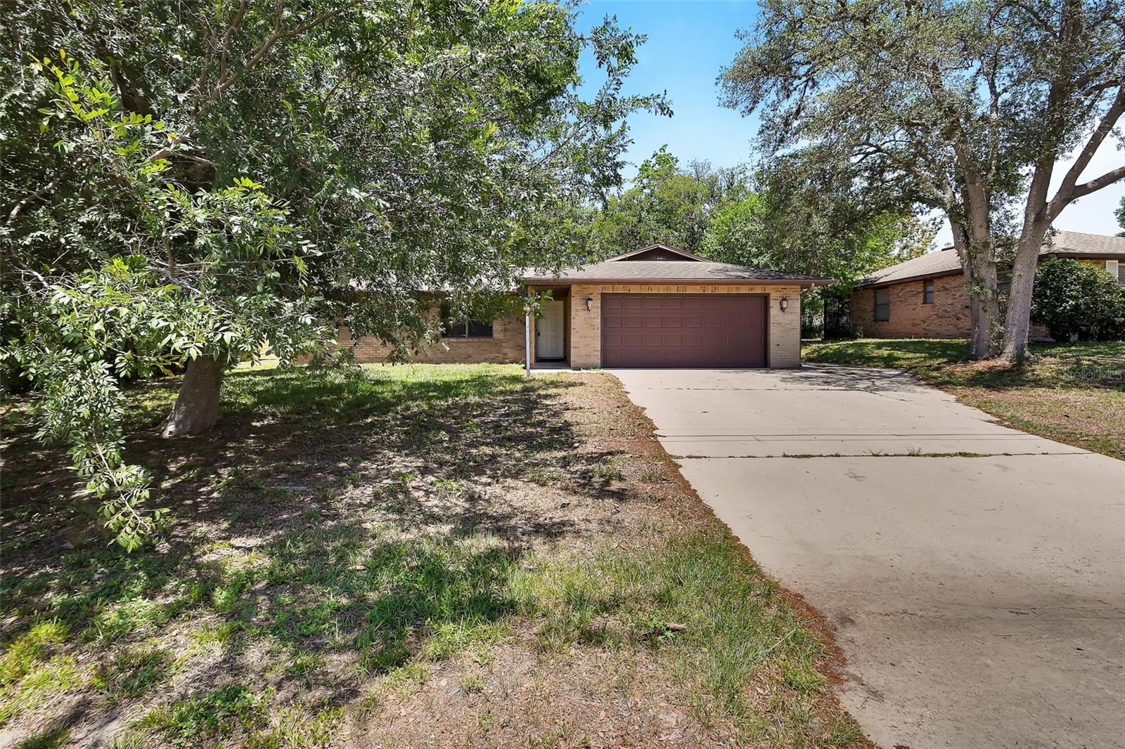 DELTONA LAKES UNIT 04 - Residential
