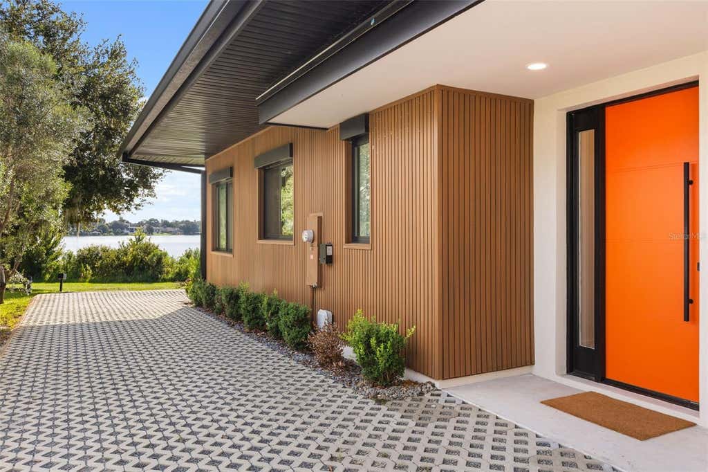 Photo of 930 East Boulevard, Windermere, FL 34786 (MLS # O6437093)