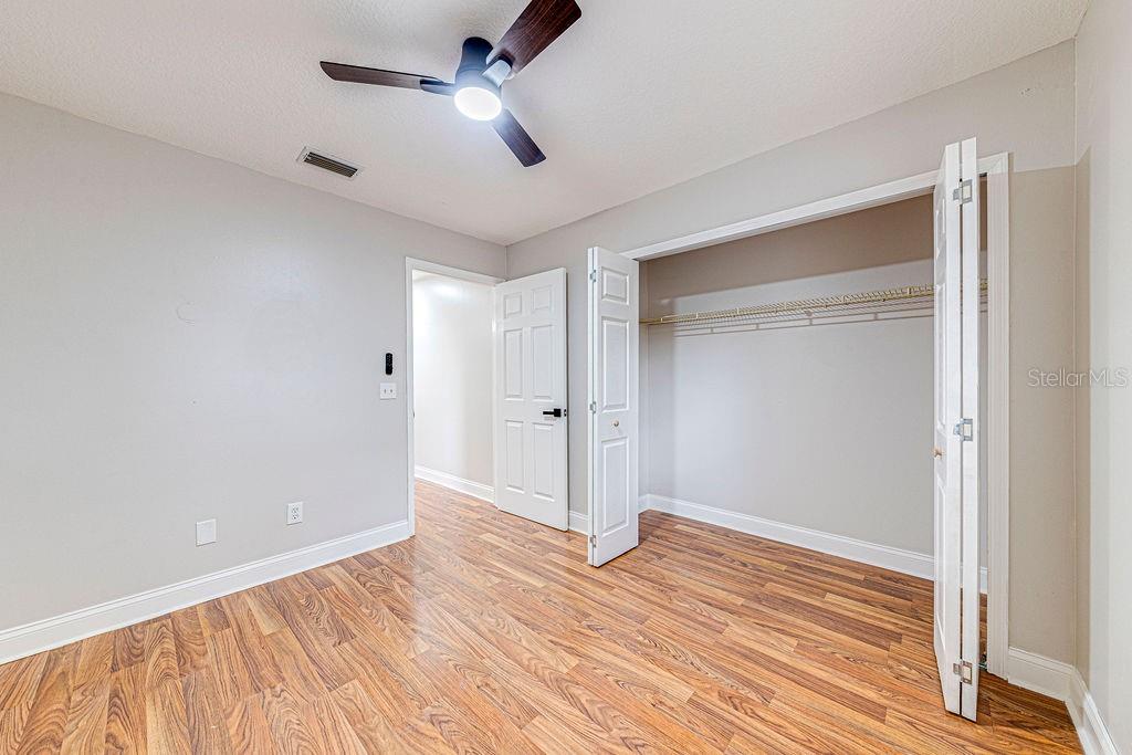 CARLTON VILLAGE PARK - Residential