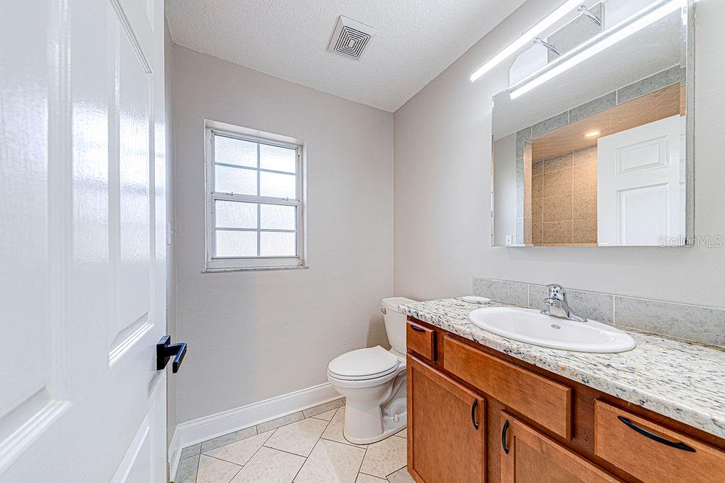 CARLTON VILLAGE PARK - Residential