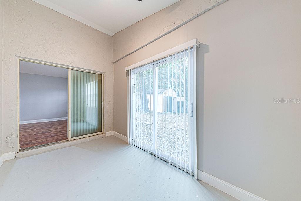 CARLTON VILLAGE PARK - Residential