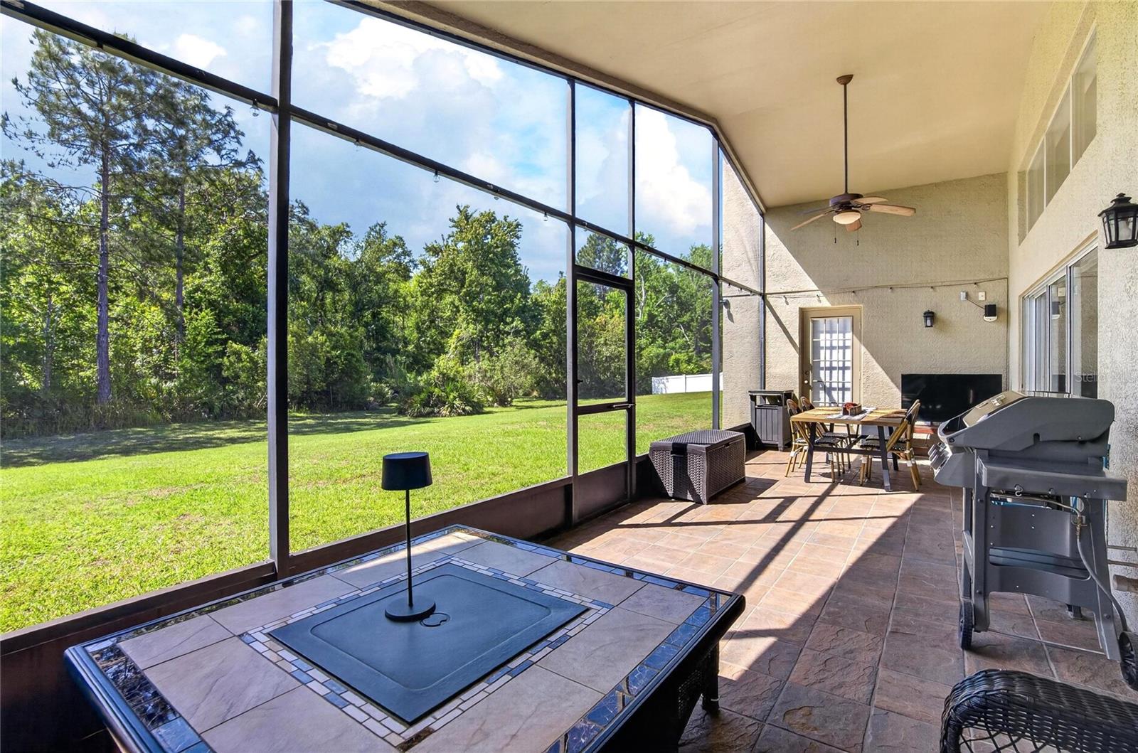 WEST MEADOWS - Residential