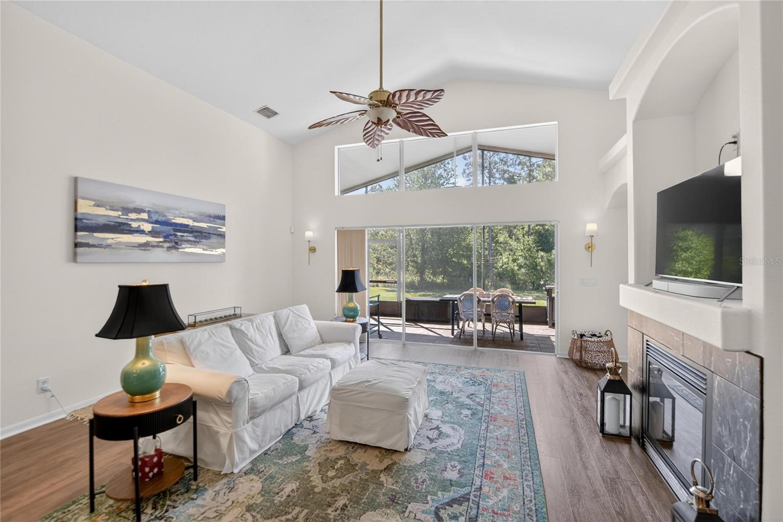 WEST MEADOWS - Residential