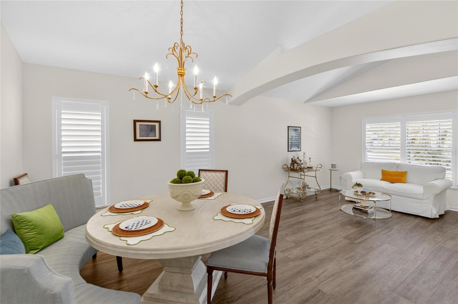 WEST MEADOWS - Residential