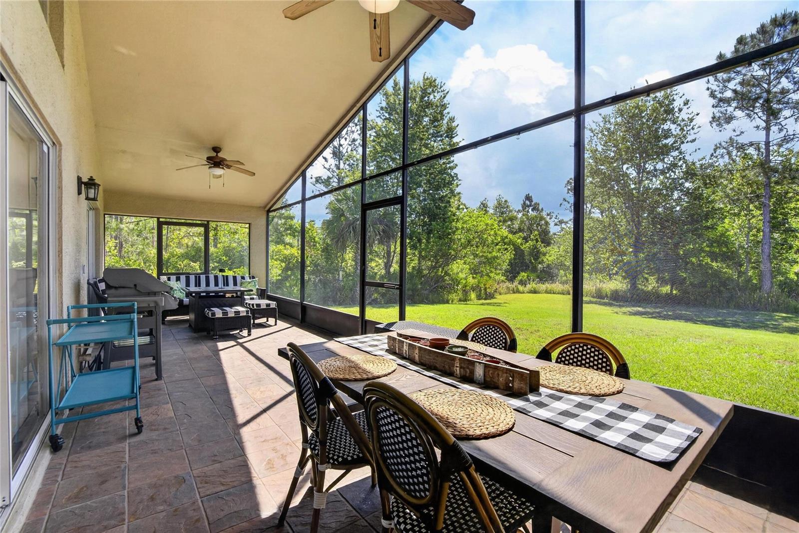 WEST MEADOWS - Residential