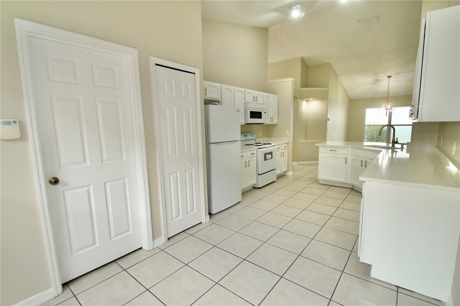 GREEN VALLEY WEST - Residential