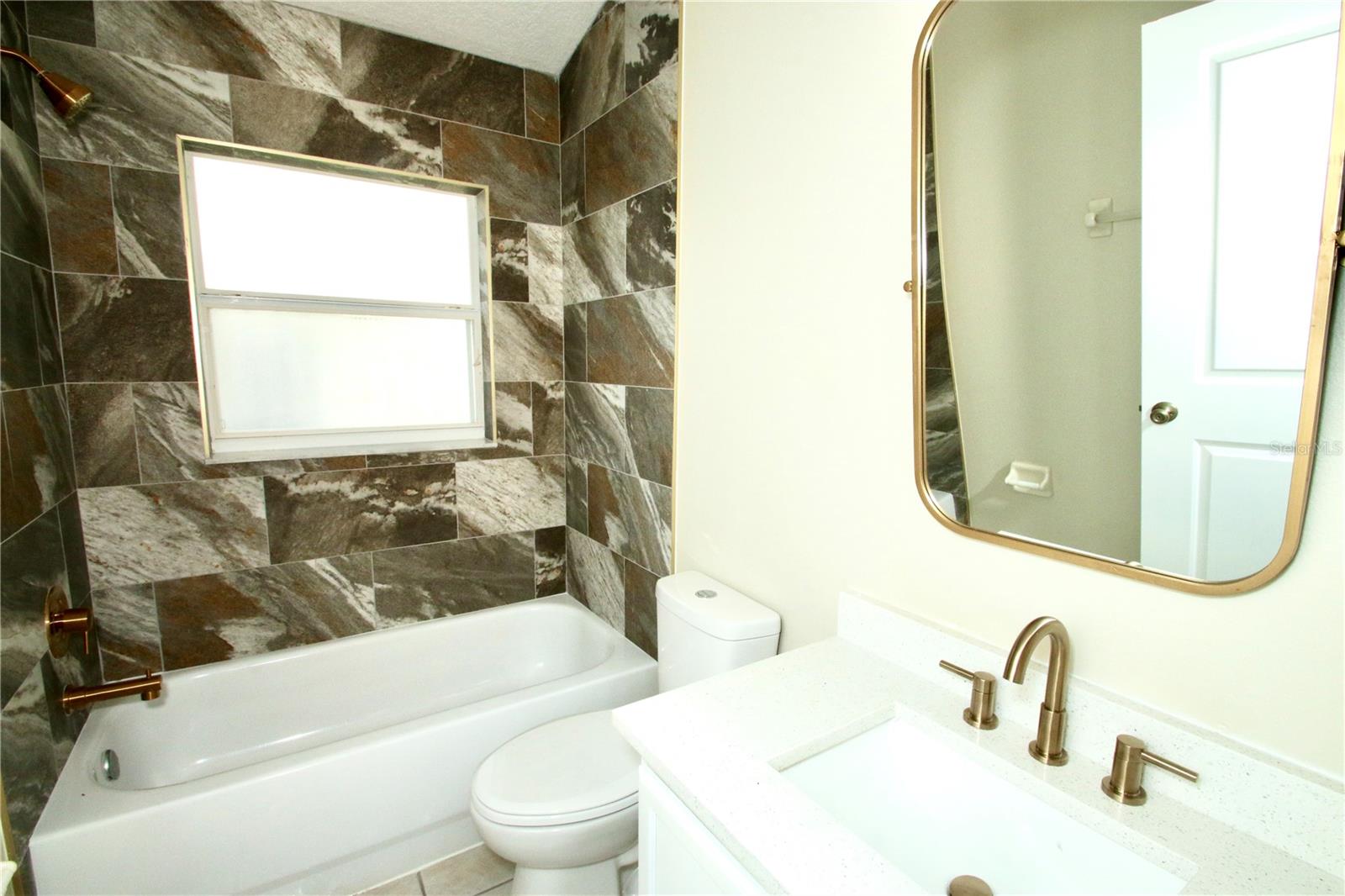 GREEN VALLEY WEST - Residential