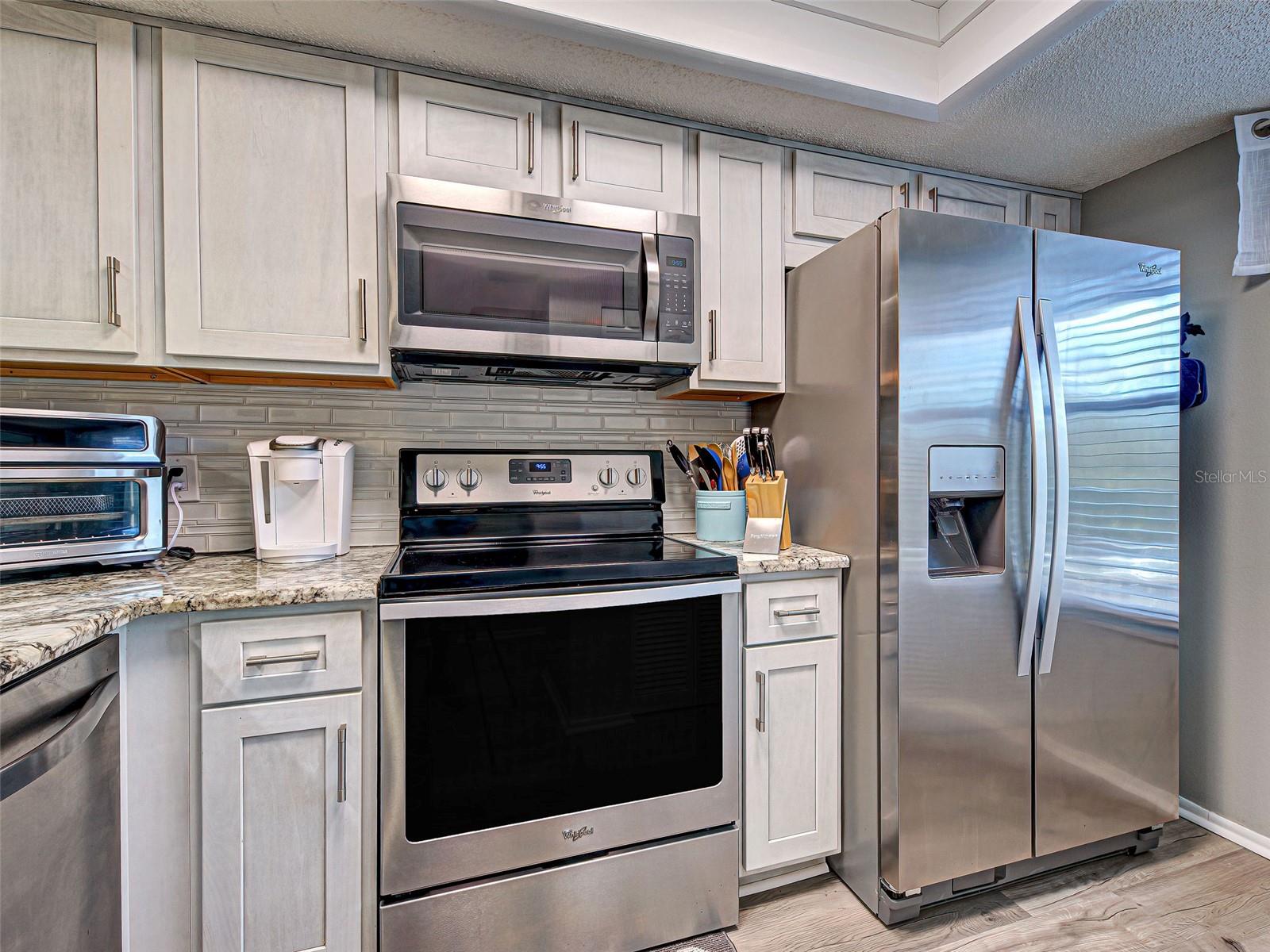 SANDHILL PINES BLDG 02 - Residential