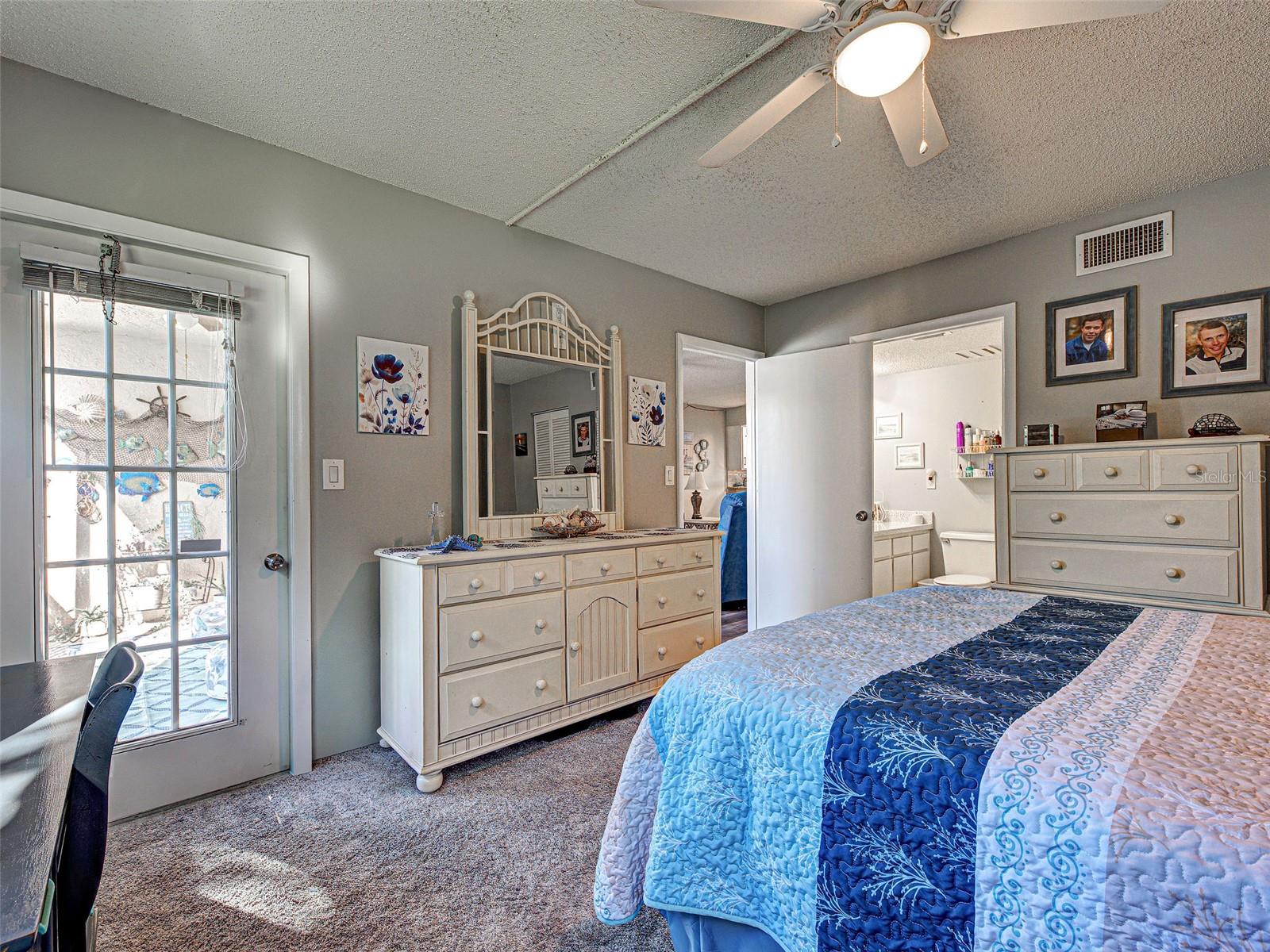 SANDHILL PINES BLDG 02 - Residential