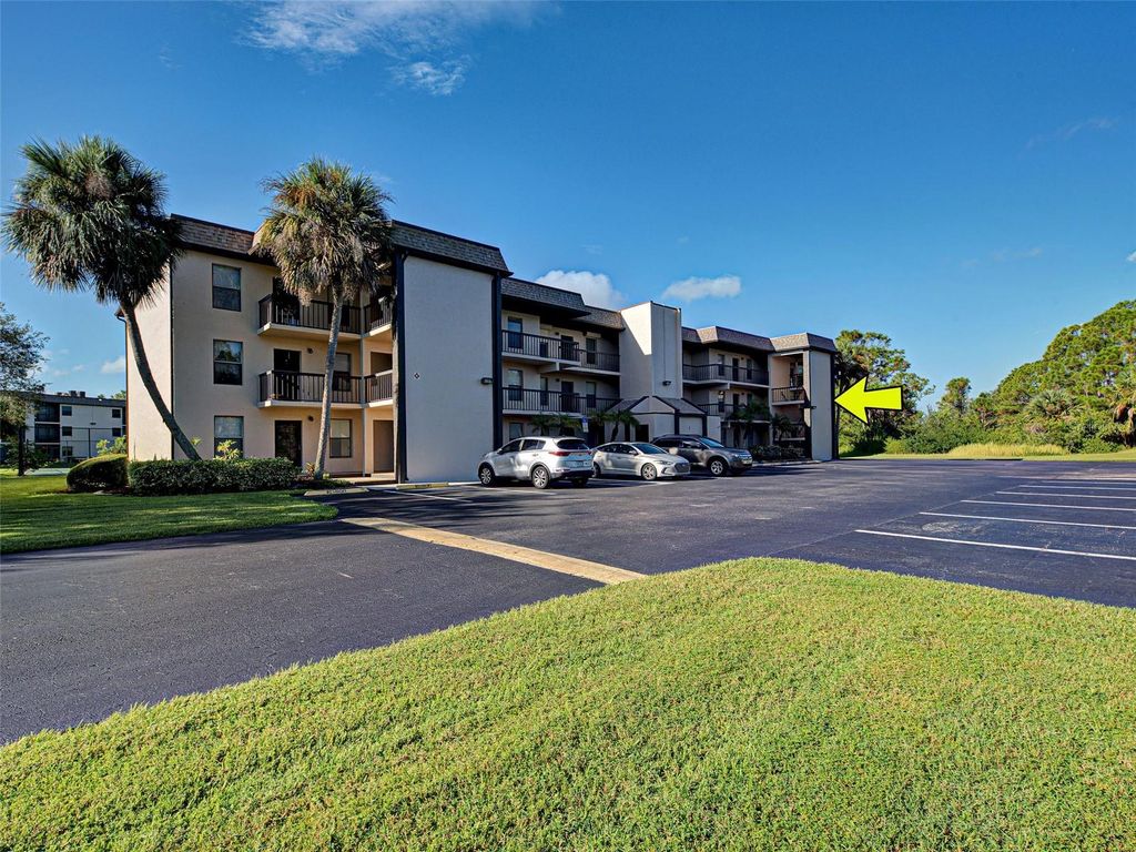 Photo of 1999 Kings Highway #26B, Punta Gorda, FL 33980 (MLS # C7515742)