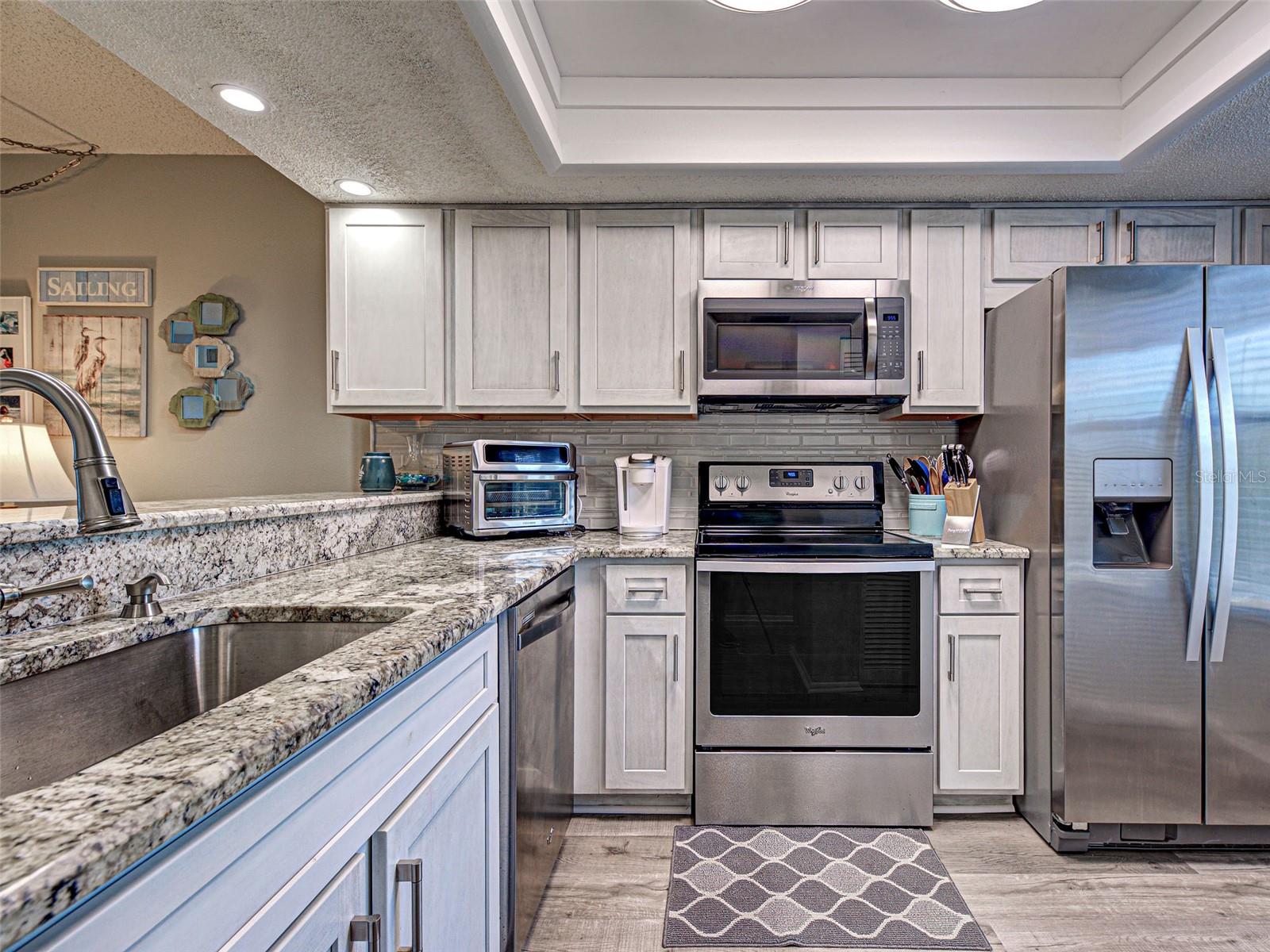 SANDHILL PINES BLDG 02 - Residential