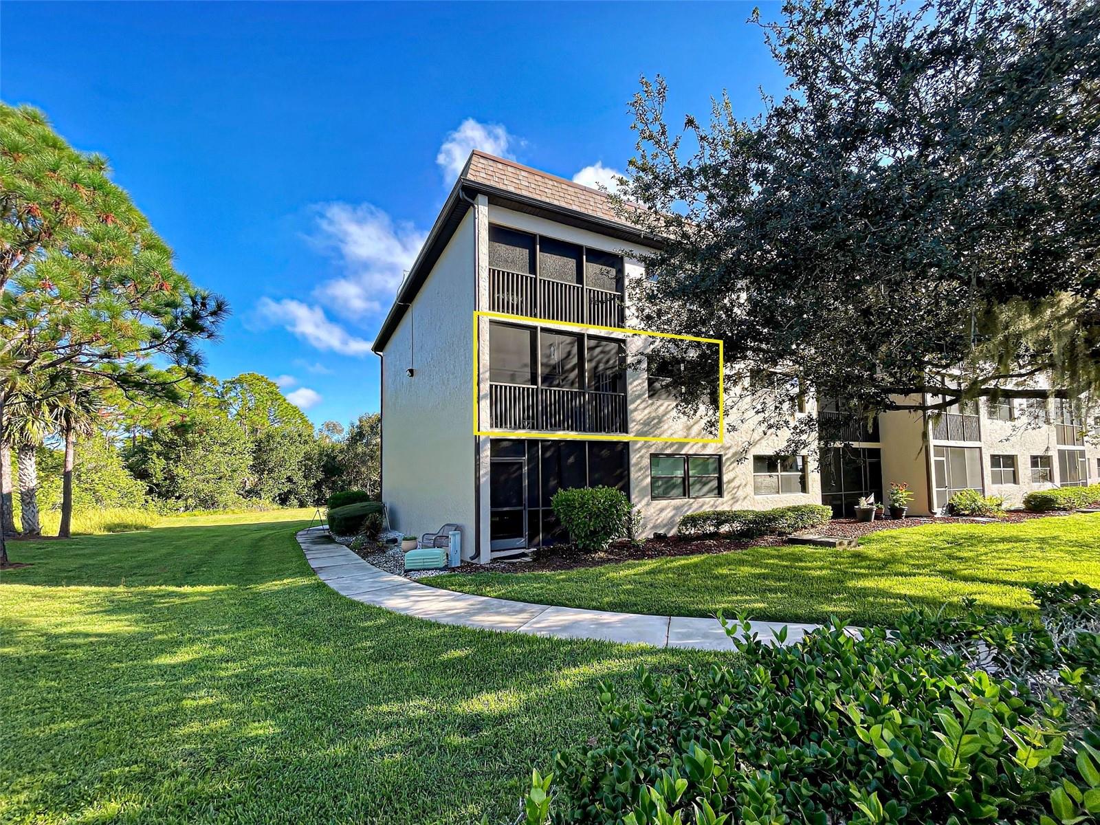 SANDHILL PINES BLDG 02 - Residential