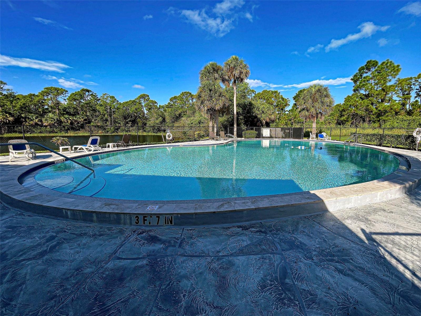 SANDHILL PINES BLDG 02 - Residential